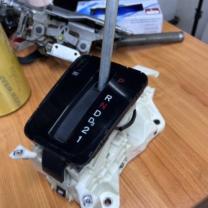 กระปุกคันเกียร์ Honda Accord G7 3.0 Sunroof ของแท้ มาพร้อมแผ่นสไลด์บอกตำแหน่งเกียร์ครบชุดและไฟส่องเกียร์ครบ ใช้งานได้ทันที