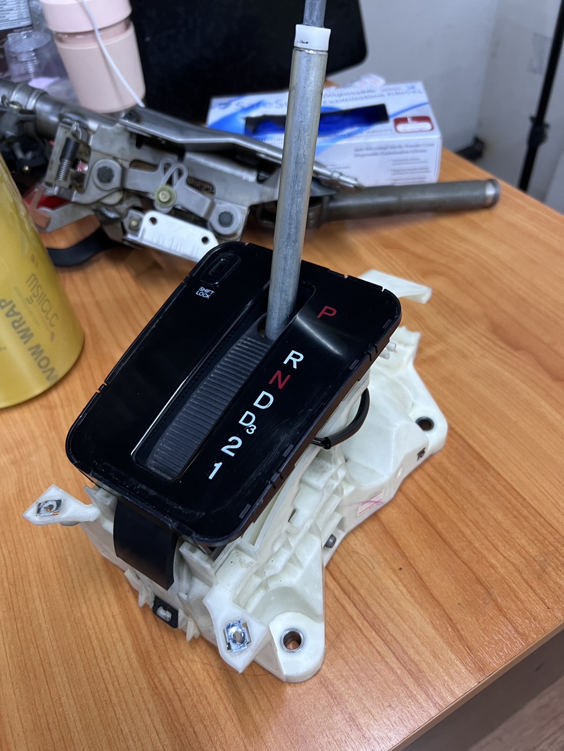 กระปุกคันเกียร์ Honda Accord G7 3.0 Sunroof ของแท้ มาพร้อมแผ่นสไลด์บอกตำแหน่งเกียร์ครบชุดและไฟส่องเกียร์ครบ ใช้งานได้ทันที