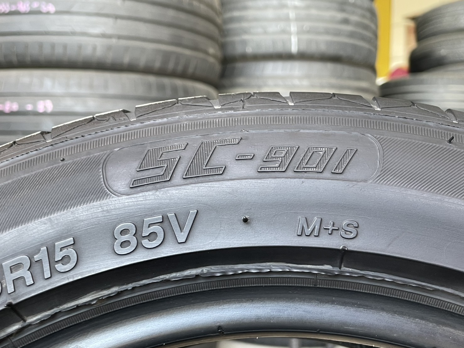 ยาง Giti Xross HT71 265/65R17 ยาง SUV และกระบะ ทนทาน เกาะถนนดี เสียงเงียบ เหมาะสำหรับรถอเนกประสงค์และรถกระบะ