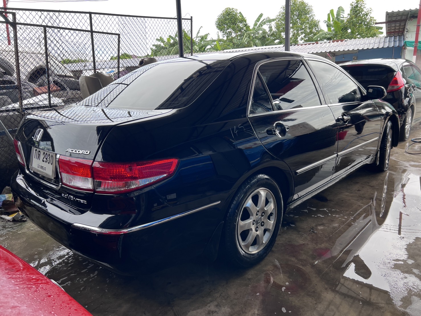 รถ Honda Accord G7 สีดำ บอดี้สวยทั้งคัน ภายในครบ เครื่องยนต์ 3000cc หลังคา Sunroof ขายยกคันหรือแยกอะไหล่