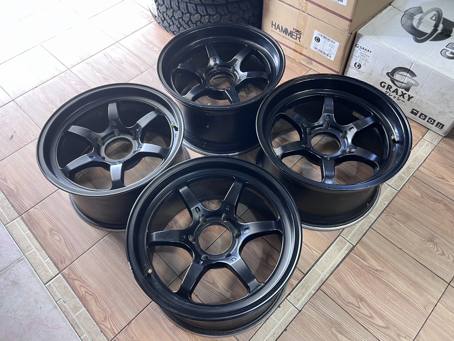 ล้อ K-Speed ขอบ 18” 6รู139 หน้า 9.5 ET15 / หลัง 10.5 ET20 (ลาย 6 ก้านดำด้าน) - Image 14