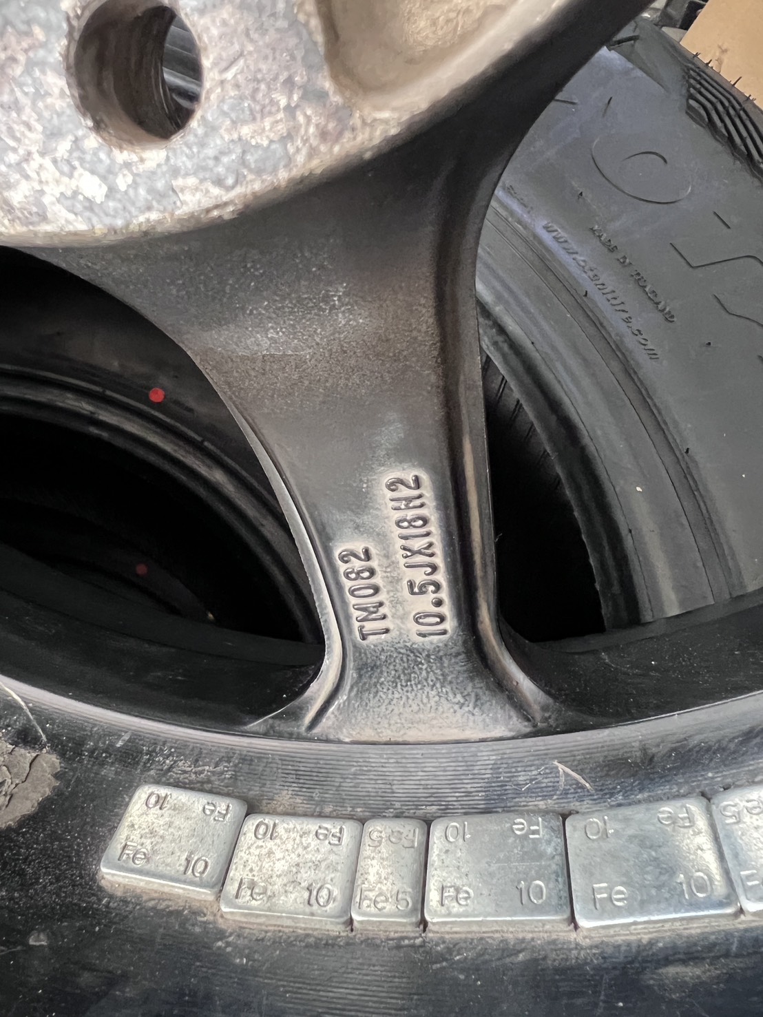 ล้อ K-Speed ขอบ 18” 6รู139 หน้า 9.5 ET15 / หลัง 10.5 ET20 (ลาย 6 ก้านดำด้าน) - Image 9